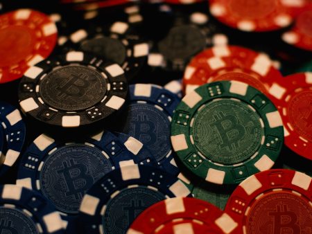 Poker e criptomoedas: uma combinação perfeita